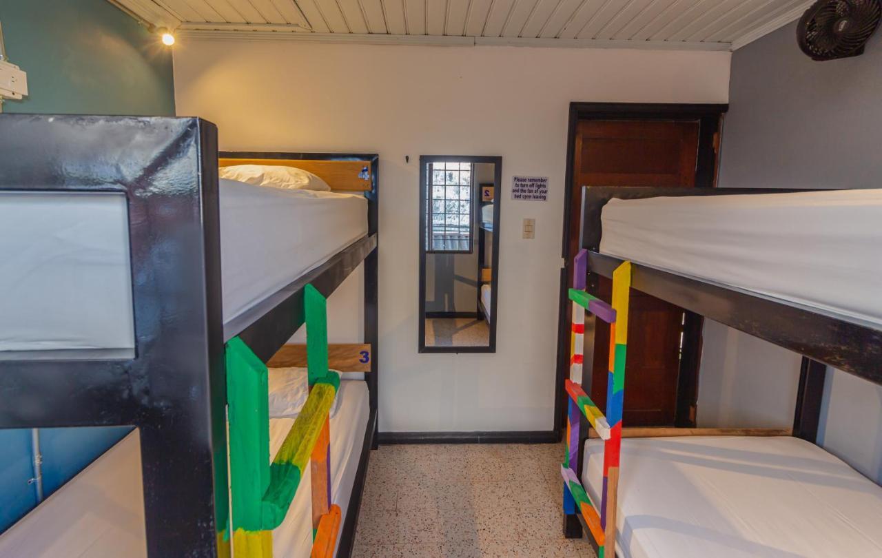 Tambo Hostel Leticia Luaran gambar
